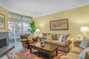 200 N Swall Dr, Beverly Hills, CA 90211 - Photo 1