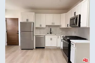 1138 Princeton St #1132-I, Santa Monica, CA 90403 - Photo 1