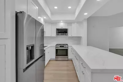 4477 Woodman Ave #207, Sherman Oaks, CA 91423 - Photo 1