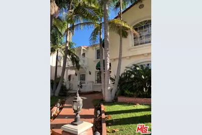 122 N Orange Dr, Los Angeles, CA 90036 - Photo 1