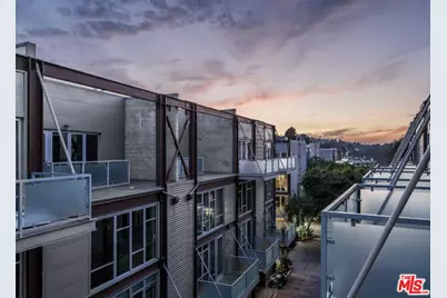 3450 Cahuenga Blvd #203, Los Angeles, CA 90068 - Photo 1