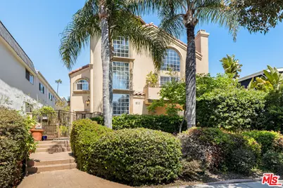 911 7th St #D, Santa Monica, CA 90403 - Photo 1