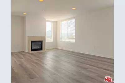 5143 White Oak Ave #306, Encino, CA 91316 - Photo 1