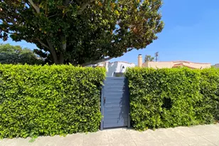 3835 Hollypark Pl, Los Angeles, CA 90039 - Photo 1