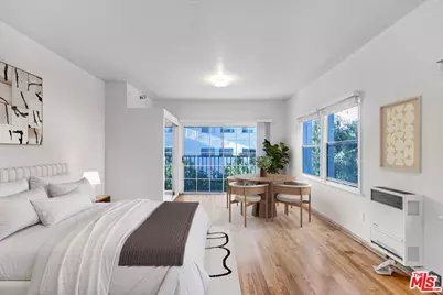 26 Breeze Ave #7, Venice, CA 90291 - Photo 1