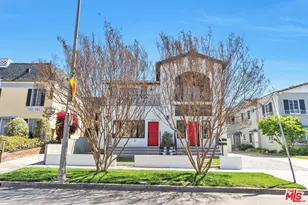 1022 Masselin Ave, Los Angeles, CA 90019 - Photo 1