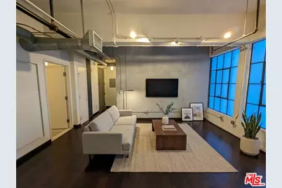 746 S Los Angeles St #402, Los Angeles, CA 90014 - Photo 1