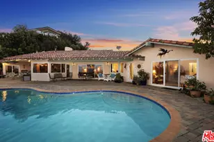 10723 Stradella Ct, Los Angeles, CA 90077 - Photo 1