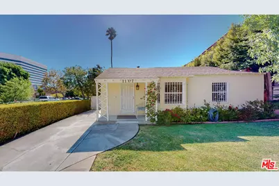 1107 S Bundy Dr, Los Angeles, CA 90049 - Photo 1