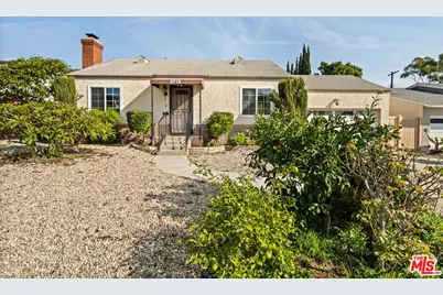 8718 Yorktown Ave, Los Angeles, CA 90045 - Photo 1