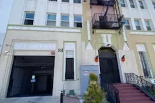 814 S Hobart Blvd, Los Angeles, CA 90005 - Photo 1