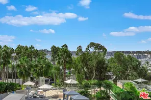 13600 Marina Pointe Dr, Marina del Rey, CA 90292 - Photo 1