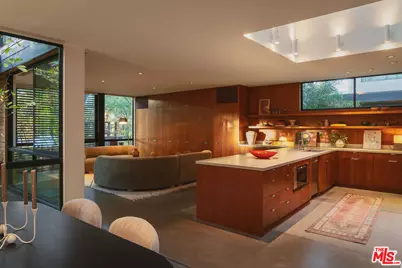 734 Palms Blvd, Venice, CA 90291 - Photo 1