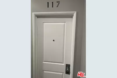 117 E 45th St, Los Angeles, CA 90037 - Photo 1