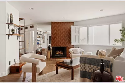 1014 9th St #1, Santa Monica, CA 90403 - Photo 1
