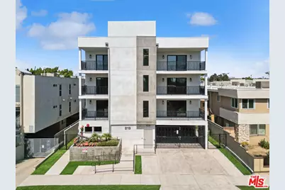 819 E La Palma Dr #3, Inglewood, CA 90301 - Photo 1