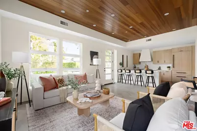 1011 N Ogden Dr #101, West Hollywood, CA 90046 - Photo 1