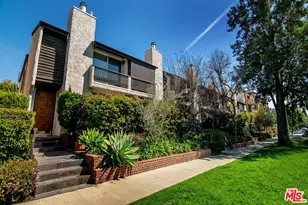 2216 S Bentley Ave, Los Angeles, CA 90064 - Photo 1