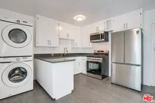 869 Glenway Dr, Inglewood, CA 90302 - Photo 1