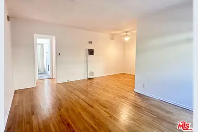 1420 17th St #3, Santa Monica, CA 90404 - Photo 1