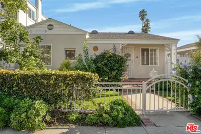 10226 Regent St, Los Angeles, CA 90034 - Photo 1