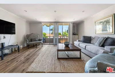 5215 Balboa #102, Encino, CA 91316 - Photo 1