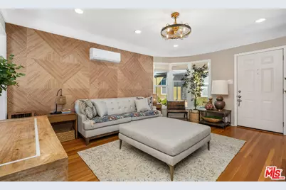 1332 Ocean Park Blvd #D, Santa Monica, CA 90405 - Photo 1