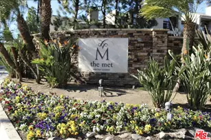 5530 Owensmouth Ave, Woodland Hills, CA 91367 - Photo 1