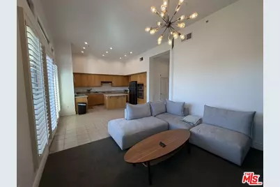 150 S San Fernando Blvd #404, Burbank, CA 91502 - Photo 1