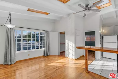 313 Mildred Ave #15, Venice, CA 90291 - Photo 1