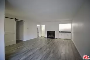 1033 6th St, Santa Monica, CA 90403 - Photo 1