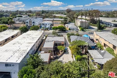 2624 S Garth Ave, Los Angeles, CA 90034 - Photo 1