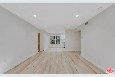 853 S Bedford St #4, Los Angeles, CA 90035 - Photo 1