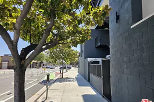 1617 Broadway, Santa Monica, CA 90404 - Photo 1