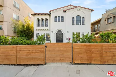 511 N Hobart Blvd, Los Angeles, CA 90004 - Photo 1