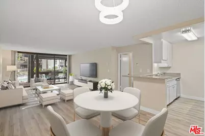 7740 Redlands St #M1072, Playa del Rey, CA 90293 - Photo 1