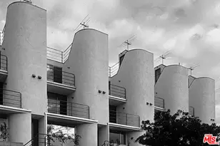 11699 Brookhaven Ave, Los Angeles, CA 90064 - Photo 1