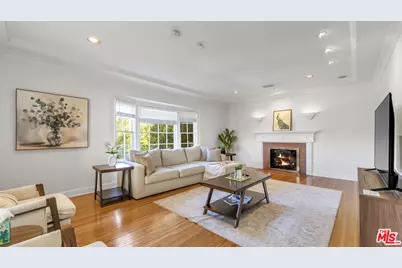 10575 Holman Ave, Los Angeles, CA 90024 - Photo 1