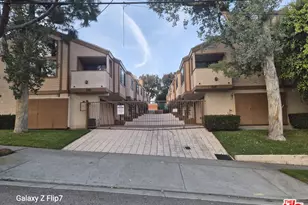 547 E Hazel St, Inglewood, CA 90302 - Photo 1