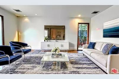 3617 Maplewood Ave, Los Angeles, CA 90066 - Photo 1