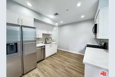 5637 Homeside Ave #5637 3/4, Los Angeles, CA 90016 - Photo 1