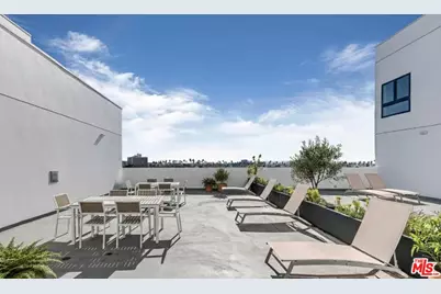 825 S Coronado St #301, Los Angeles, CA 90057 - Photo 1