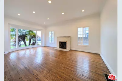 2905 W 83rd St, Inglewood, CA 90305 - Photo 1