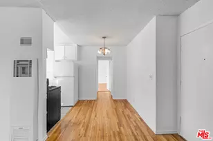 1627 S Bundy Dr, Los Angeles, CA 90025 - Photo 1