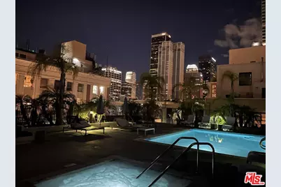 315 W 5th St #911, Los Angeles, CA 90013 - Photo 1