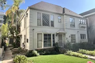 442 N Palm Dr, Beverly Hills, CA 90210 - Photo 1