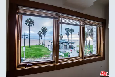 8 Brooks Ave #17, Venice, CA 90291 - Photo 1