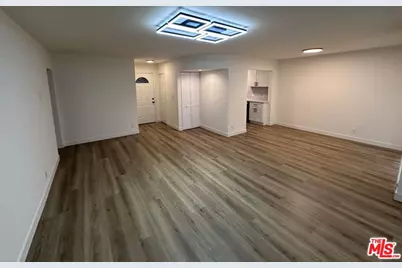 314 S Clark Dr #3, Los Angeles, CA 90048 - Photo 1