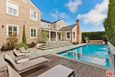 619 Moreno Ave, Los Angeles, CA 90049 - Photo 1