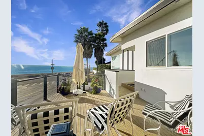 111 Waterview St, Playa del Rey, CA 90293 - Photo 1